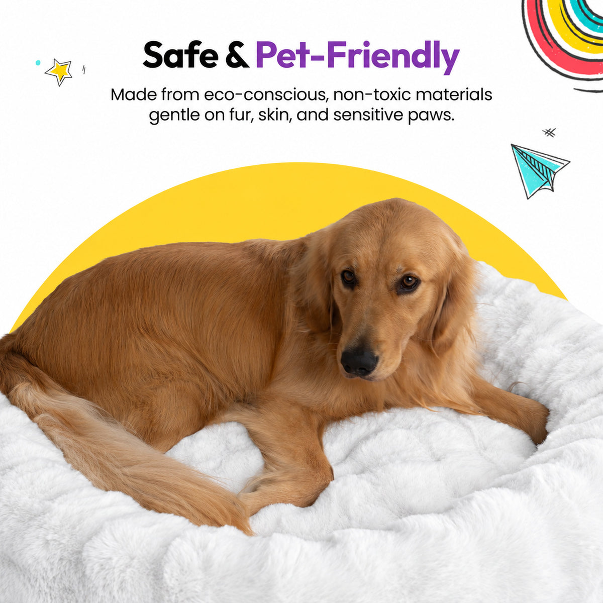 White | Furry Curves Round Bed: Safe, pet-friendly materials: a golden retriever lying on the White round bed